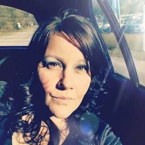 Meet your Posher, Rae